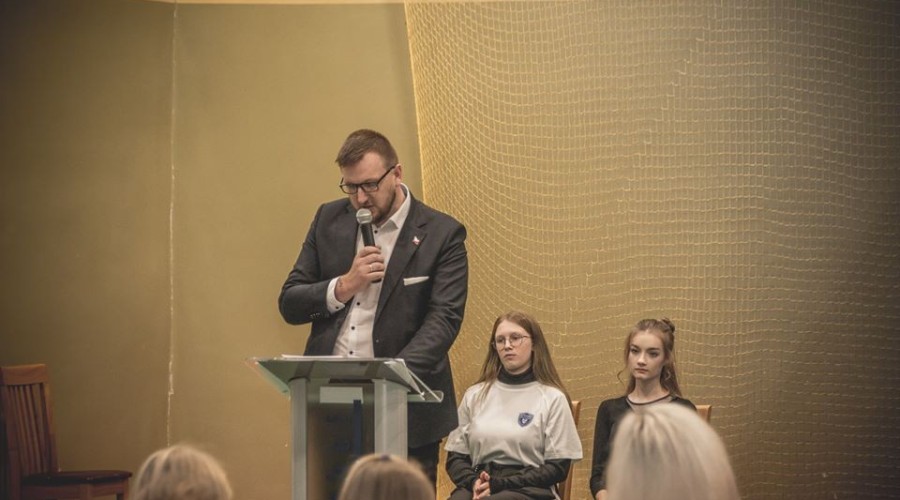 78545539_818564608565160_8478368263821066240_o