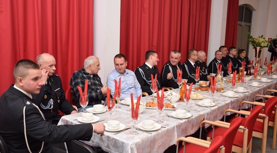 Wigilia strażaków ochotników z powiatu nowodworskiego (37)