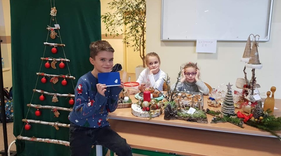 Stegna. Jasełka i kiermasz bożonarodzeniowy (8)