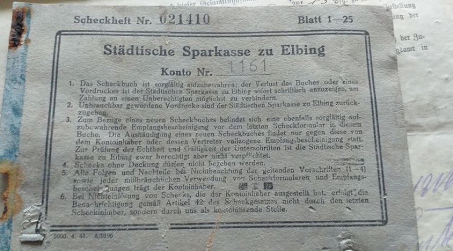 krynica morska znalezisko pod podlogą (19)