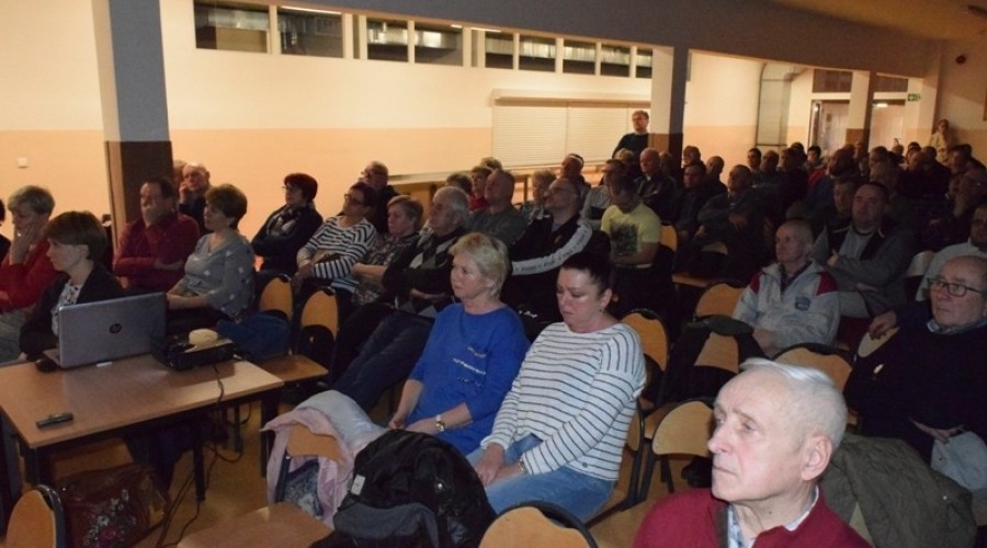 20200220 sztutowo cmentarz spotkanie (12)