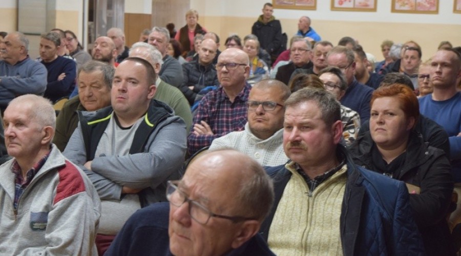 20200220 Sztutowo cmentarz spotkanie (6)