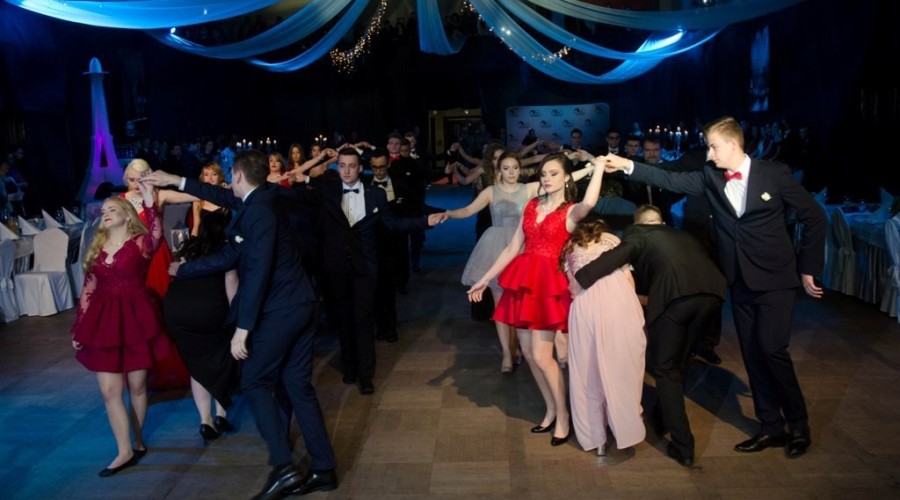 Studniówka-ZS-nr1-Nowy-Dwór-Gd-2018-37