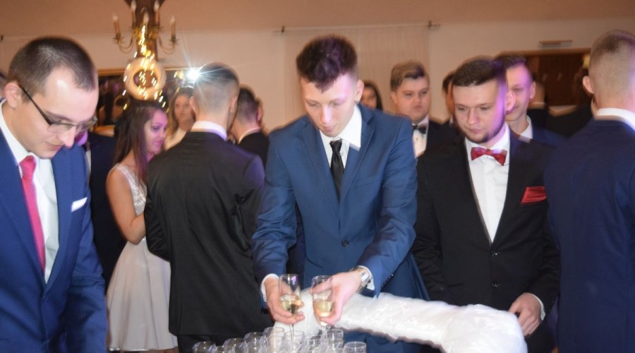 Studniówka-2018-Zespołu-Szkół-nr-2-8