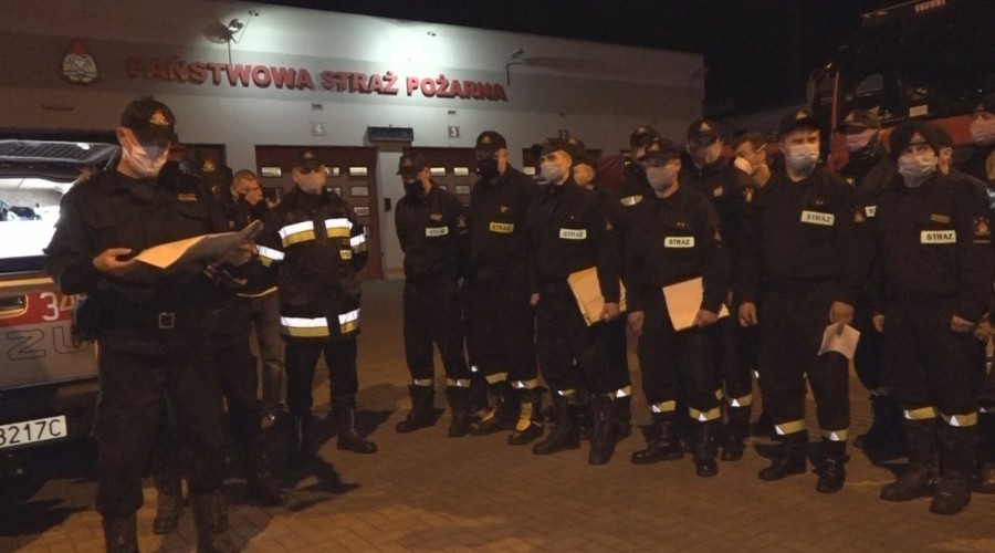 strażacy biebrza pożar (18)