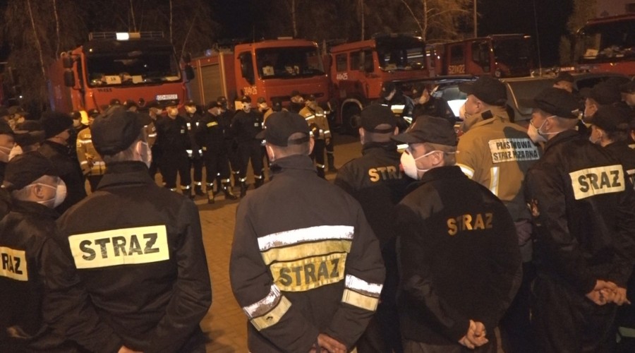 strażacy biebrza pożar (22)