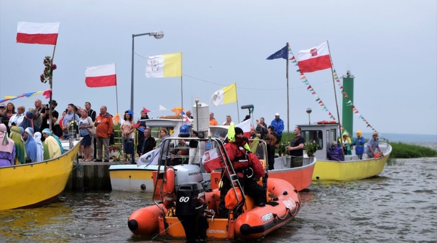 Dzień Rybaka. Święcenie łodzi. 2017 fot. Żuławy TV (15)