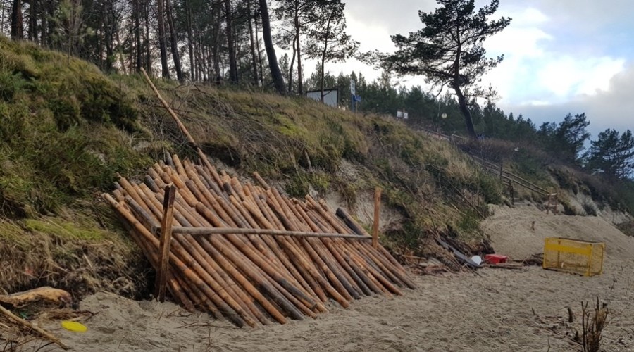 Mierzeja Wiślana. Ogromne zniszczenia wydm i plaż (16)