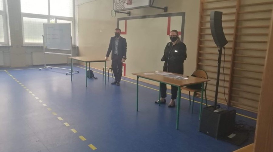 ośmioklasiści egzaminy 2020 Drewnica (12)