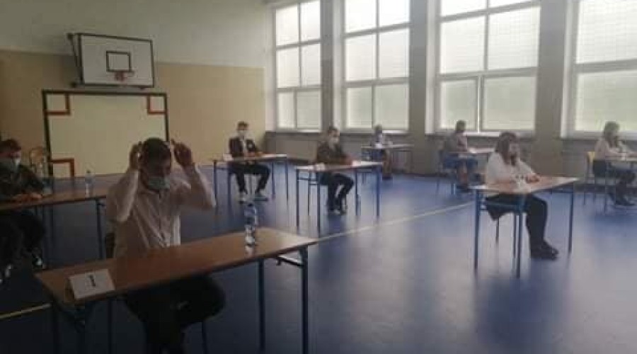 ośmioklasiści egzaminy 2020 Drewnica (3)