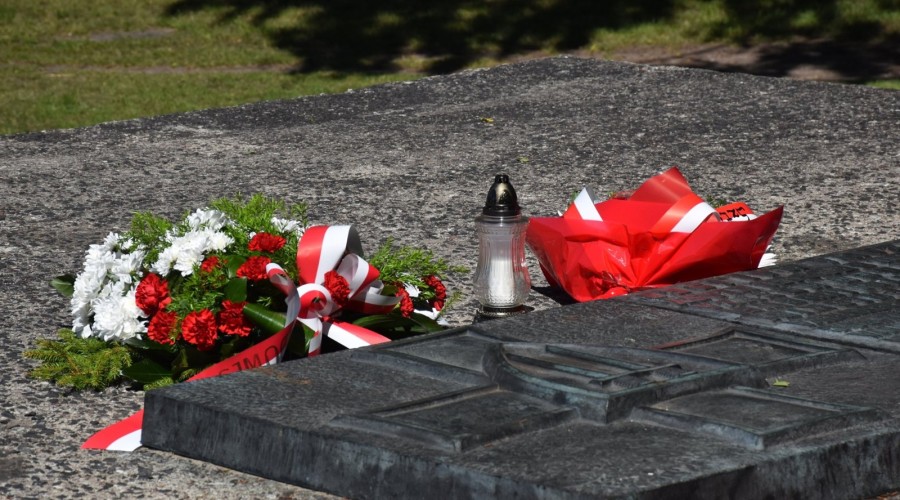 dzień pamięci ofiar obozów (4)