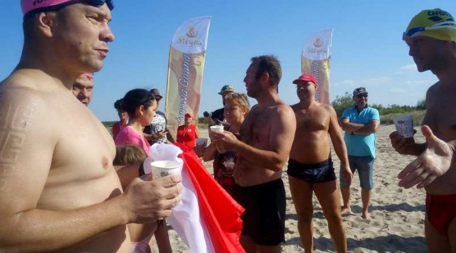 leszek naziemiec przepłynął wisłę wpław05