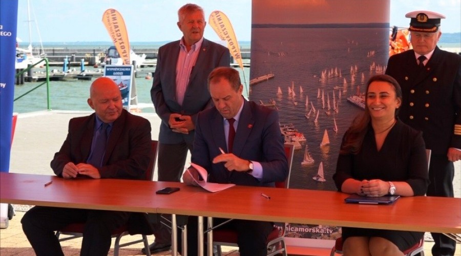 11 mln. złotych na rozbudowę portu w Krynicy Morskiej.  (8)