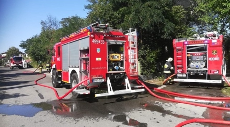 C4CD4823-EB2A-4106-8523-B921CEE1F6D3