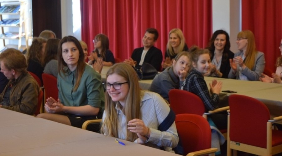 młodzież-zapobiega-pożarom001050