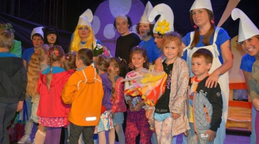 teatr bez kurtyny  smerfy (6)