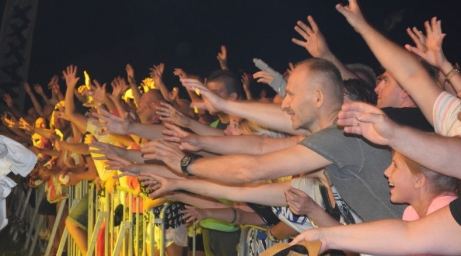 lato na maxxxa stegna (27)