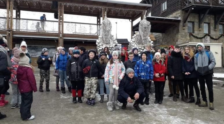 53318732_653487558441421_2399503936563183616_n