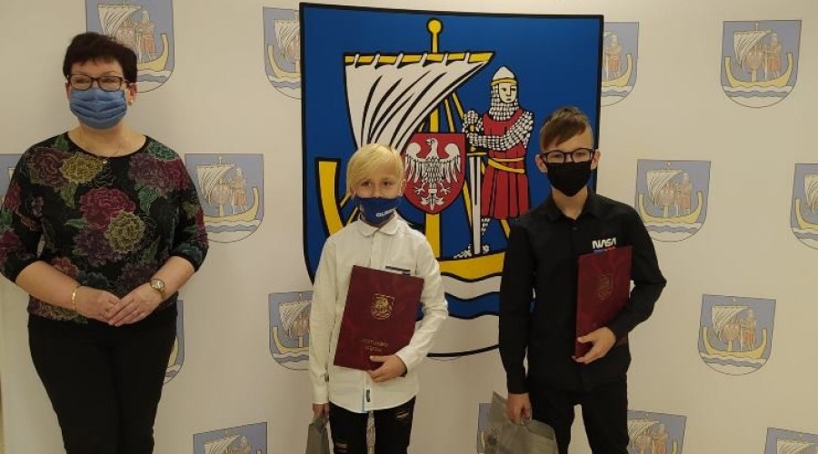 stypendia sportowe gmina stegna13