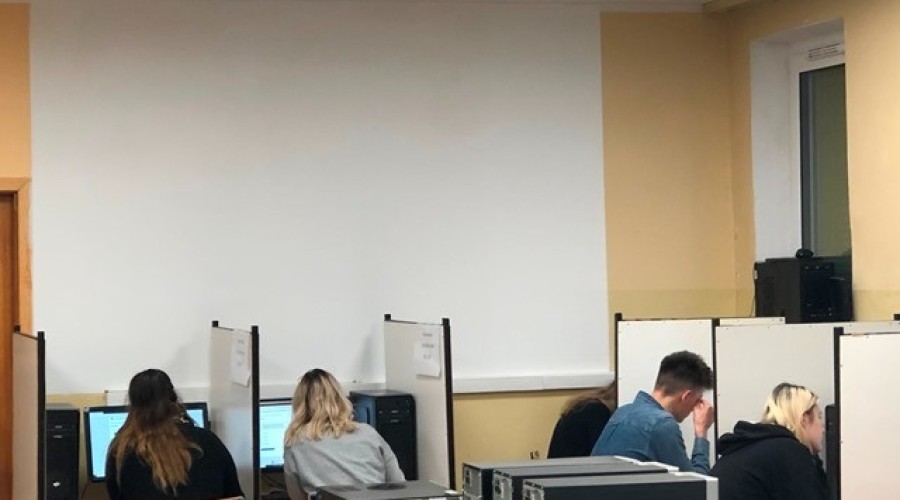 Egzaminy zawodowe w Zespole Szkół   (6)