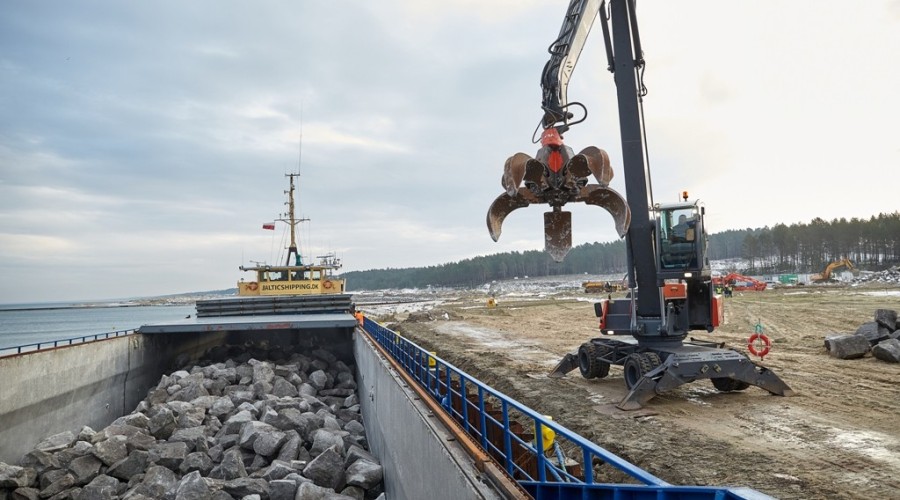 przekop mierzei wiślanej transport kamienia10