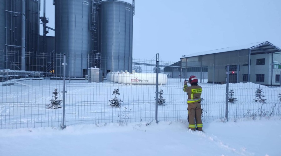 Stawiec. Rozszczelnienie zbiorników z gazem w lokalnym zakładzie (2)