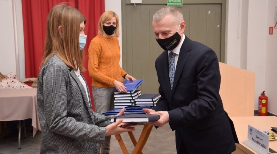 Nowy Dwór Gdański. Młodzieżowa Rada Miejska rozpoczęła pierwszą kadencję17