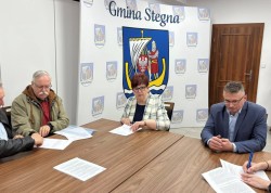 Przebudowa ul. Wiślanej w Mikoszewie. Gmina Stegna podpisała umowę na inwestycję wartą ponad 1,1 mln zł