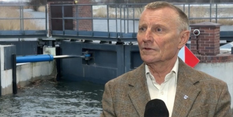 Aktualna sytuacja hydrologiczna na Żuławach. Kulminacja sztormu pod stałą kontrolą służb