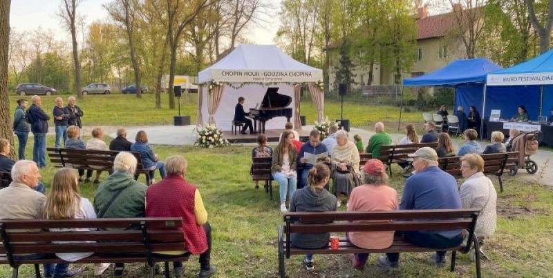 Chopin Hour- Godzina Chopina w Parku Schopenhauera w Sztutowie.