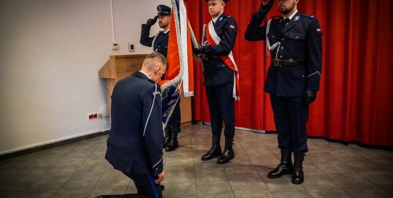 Zmiana Komendanta Powiatowego Policji w Nowym Dworze Gdańskim. Uroczysta ceremonia w Żuławskim Parku Historycznym