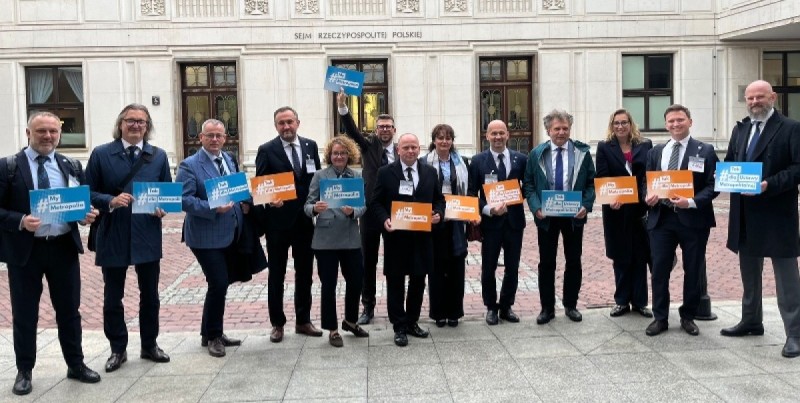 Pomorska metropolia coraz bliżej. Jeden bilet i wspólny transport dla 61 samorządów