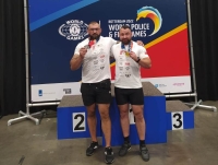 Sierż. szt. Paweł Marczak oraz st. asp. Radosław Smoliński zdobyli tytuł mistrza oraz wicemistrza olimpijskiego w wyciskaniu sztangi leżąc w Rotterdamie.