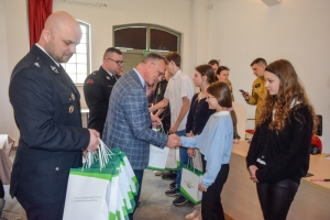 Zmagania powiatowe w konkursie "Młodzież zapobiega pożarom"