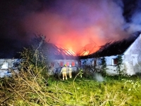 Powiat nowodworski. Nocna akcja gaśnicza - pożar budynku gospodarczego w Chełmku Osadzie.