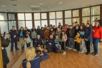 Policjanci i pracownicy nowodworskiej policji zorganizowali zbiórkę dla dzieci z Ukrainy