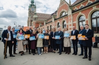 Ponad podziałami dla Pomorza i Śląska: Pomorscy samorządowcy w drodze do Sejmu na pierwsze czytanie ustawy metropolitalnej