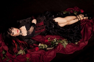 Żuławki Dom Podcieniowy. Koncert Anji Orthodox z zespołu Closterkeller.