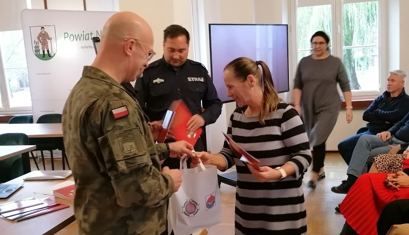 Szkolenie z Ochrony Ludności i Obrony Cywilnej wzmacnia bezpieczeństwo w powiecie nowodworskim