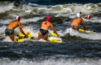 Zawody ratowników Rescue Heroes 2021 na plaży w Kątach Rybackich.