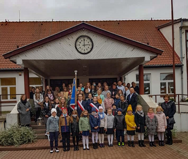 10 rocznica nadania imienia Marynarki Wojennej RP Zespołowi Szkół w Ostaszewie