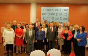 Krynica Morska. Uhonorowano pary z długim stażem małżeńskim na Balu Jubilatów  (ZDJĘCIA)