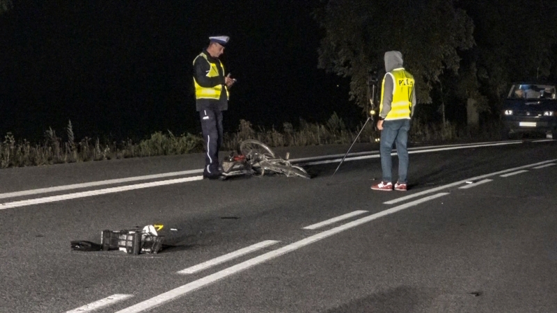 Potrącenie rowerzysty w Solnicy. Mężczyzna trafił do szpitala.