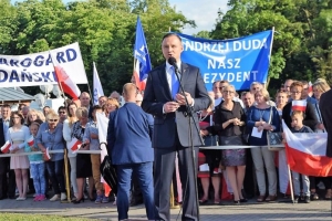 Prezydent RP Andrzej Duda w Nowym Dworze Gdańskim. Film - 21.06.2017