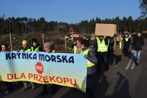 Protest na Mierzei Wiślanej przeciwko wycince drzew.