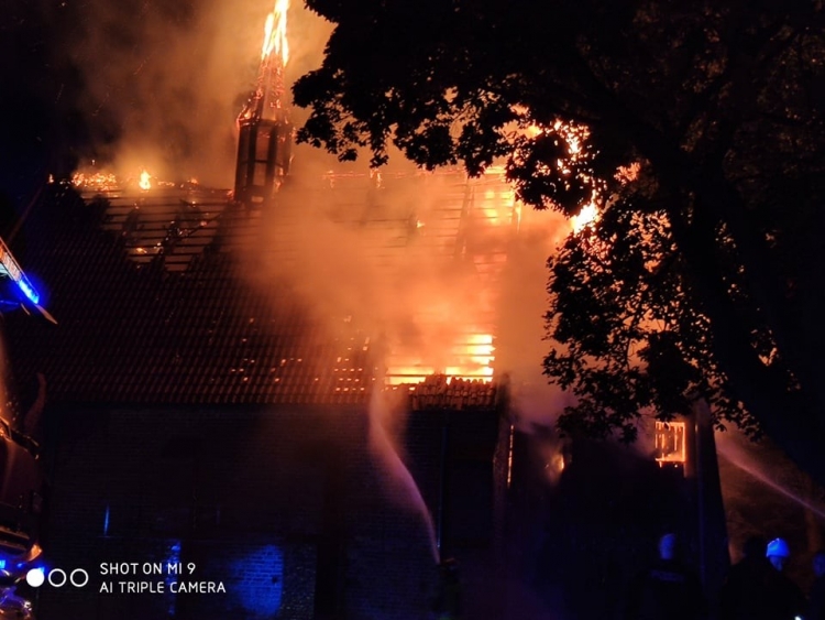 Półtora miliona na remont spalonego kościoła koło Nowego Dworu Gdańskiego. Ruszyła zbiórka.
