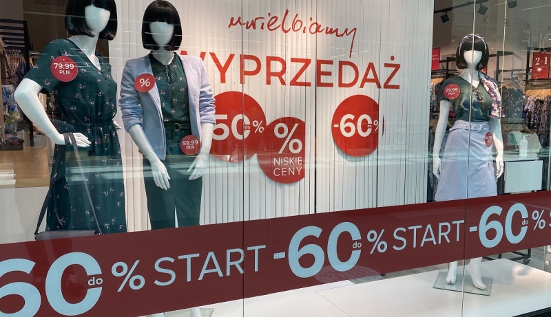 Black Friday: Polacy nie bardzo wierzą sklepom. Rabaty powyżej 70 proc. cieszą się słabym zainteresowaniem