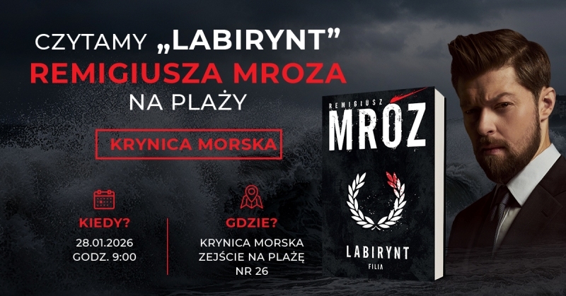 „Labirynt” Remigiusza Mroza czytany na plaży w Krynicy Morskiej.