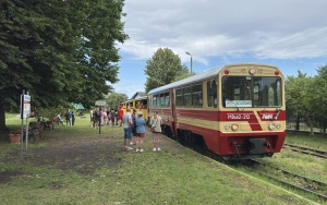 Częściowe przywrócenie kursów Żuławskiej Kolei Dojazdowej – aktualny rozkład i utrudnienia