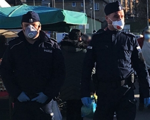 Wzmożone patrole funkcjonariuszy na ulicach